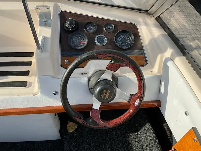 Fletcher arrowbeau classic speedboot - afbeelding 37 van  44