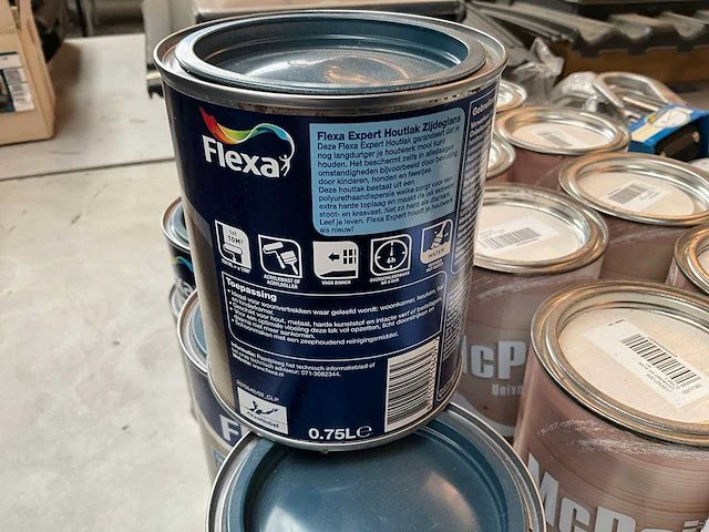 Flexa expert houtlak 0,75 l (8x) - afbeelding 3 van  3