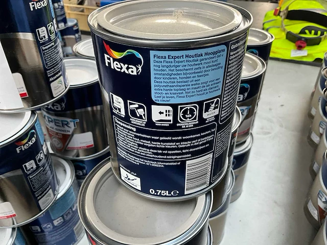 Flexa expert houtlak binnen 0,75 l (11x) - afbeelding 3 van  3