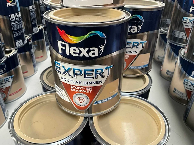 Flexa houtlak binnen 0,75 l (31x) - afbeelding 2 van  3