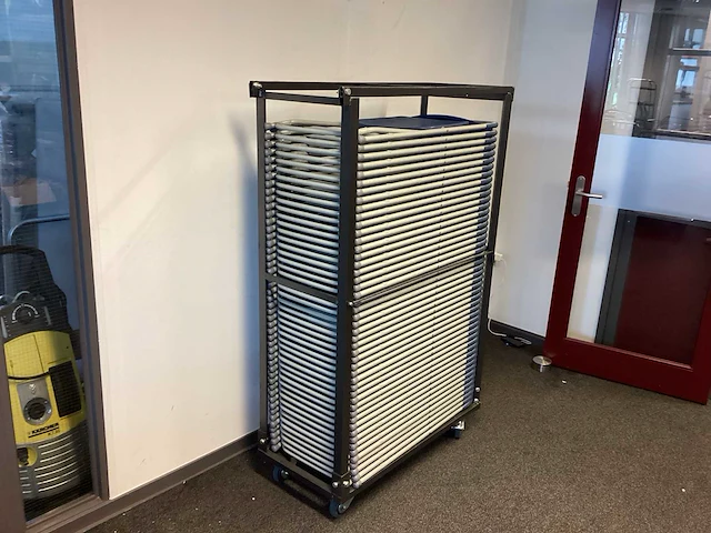 Flexfurn transport kar met 48 theaterstoelen - afbeelding 2 van  6