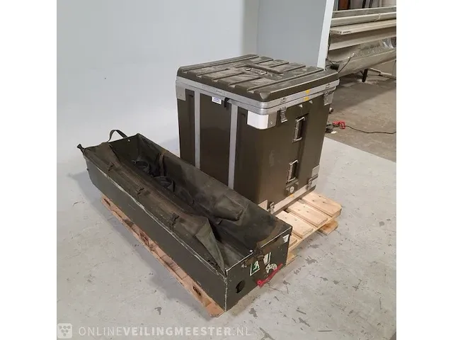 Flightcase en 1x transportkist - afbeelding 4 van  11