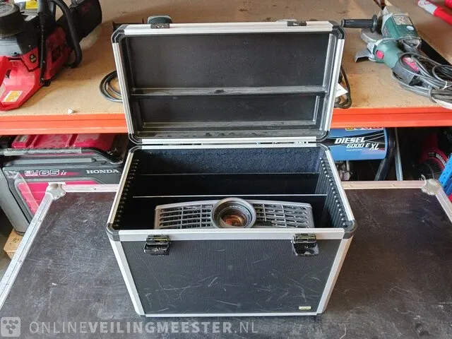 Flightcase met audioapparatuur - afbeelding 4 van  29