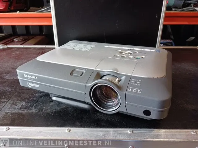 Flightcase met audioapparatuur - afbeelding 9 van  29