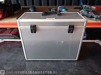 Flightcase met audioapparatuur - afbeelding 11 van  29