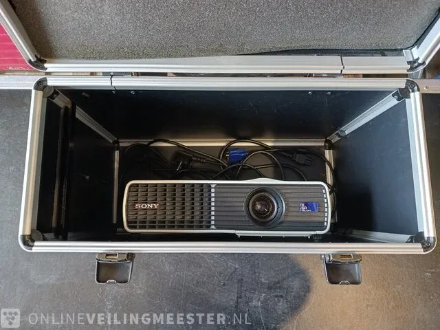 Flightcase met audioapparatuur - afbeelding 15 van  29
