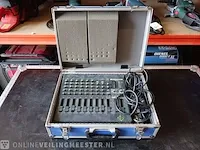Flightcase met audioapparatuur - afbeelding 28 van  29