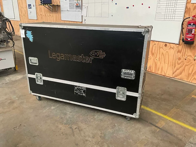 Flightcase - afbeelding 1 van  4