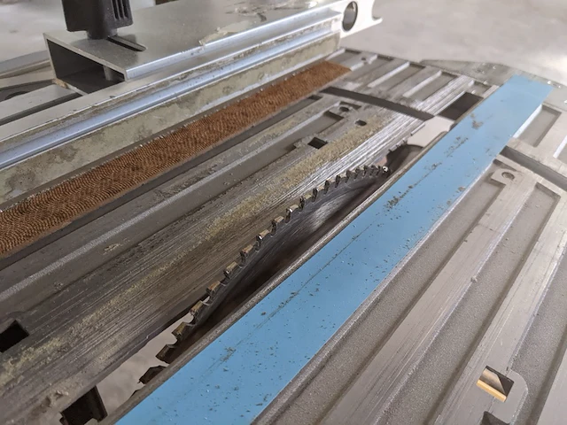 Flip-over zaagtafel dewalt - afbeelding 10 van  11