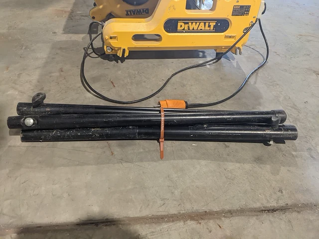 Flipover tafel/afkortzaag 250mm 230v dewalt, dw743n-qs, bouwjaar 2017 - afbeelding 5 van  7