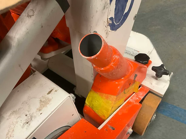 Flooriq vlfr-d 4.0 vloerverwarming freesmachine - afbeelding 18 van  19