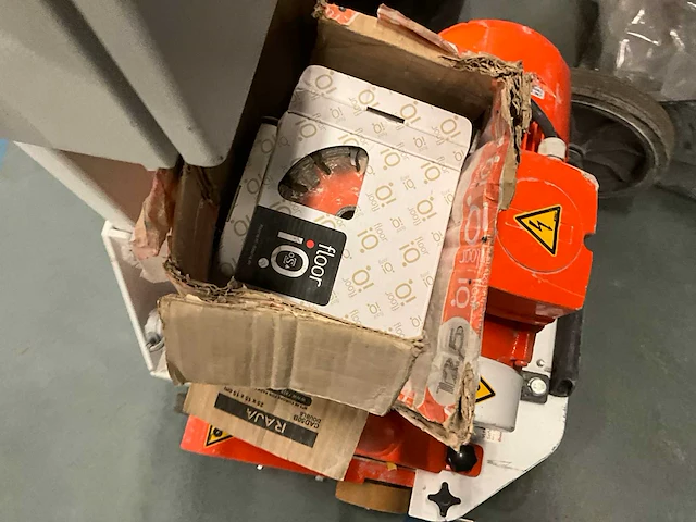 Flooriq vlfr-d 4.0 vloerverwarming freesmachine - afbeelding 19 van  19