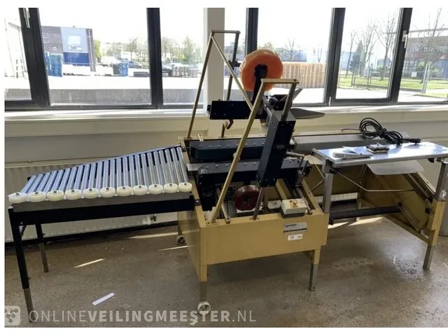 Floraco s0-7700 automatische klepsluit-tape-machine, semi-verticale opstelling, floraco s0-7700 automatische klepsluit-tape-machine, semi-verticale opstelling, - afbeelding 1 van  27