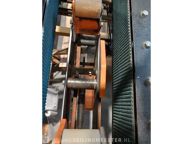 Floraco s0-7700 automatische klepsluit-tape-machine, semi-verticale opstelling, floraco s0-7700 automatische klepsluit-tape-machine, semi-verticale opstelling, - afbeelding 27 van  27