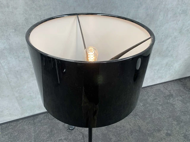 Flos spun - design vloerlamp - dimbaar - afbeelding 5 van  10