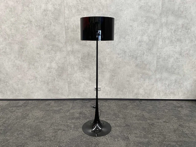 Flos spun - design vloerlamp - dimbaar - afbeelding 1 van  10