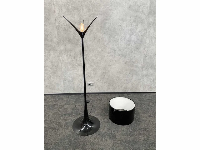 Flos spun - design vloerlamp - dimbaar - afbeelding 6 van  10