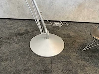 Flos superarchimoon - design vloerlamp - philippe starck - afbeelding 10 van  14