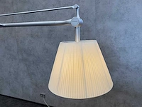 Flos superarchimoon - design vloerlamp - philippe starck - afbeelding 13 van  14