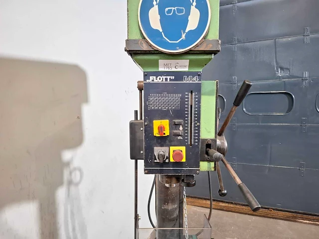 Flott - m4 stv - kolomboormachine - afbeelding 9 van  14