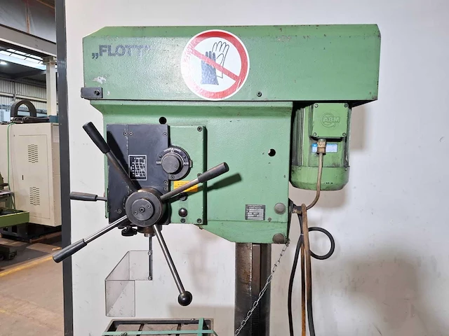 Flott - m4 stv - kolomboormachine - afbeelding 10 van  14