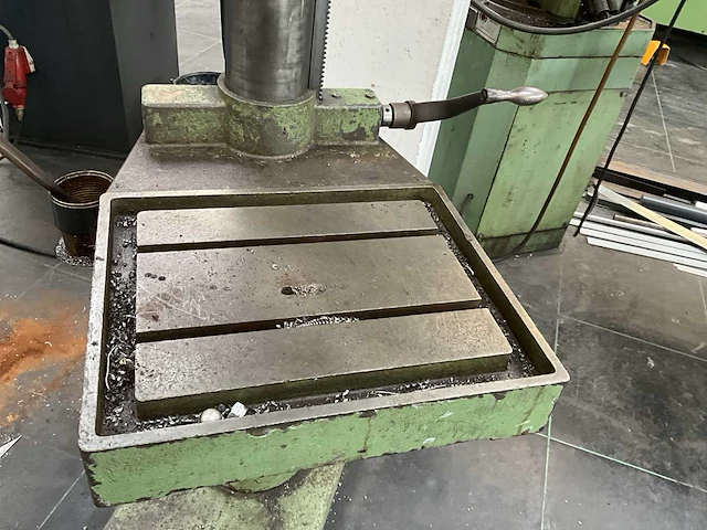 Flott m3 kolomboormachine - afbeelding 6 van  7