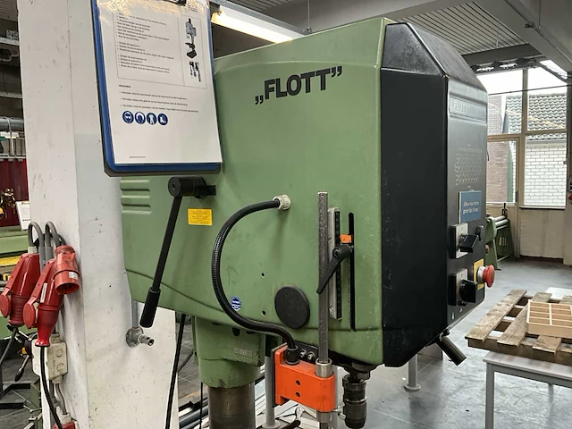Flott m3 kolomboormachine - afbeelding 7 van  7