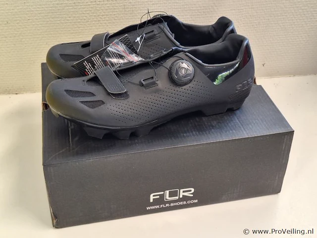 Flr fietsschoenen model f-70 mtb | kleur zwart | maat 43 - afbeelding 1 van  6