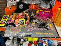 Flügel merchandising - afbeelding 5 van  8