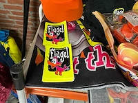 Flügel merchandising - afbeelding 6 van  8