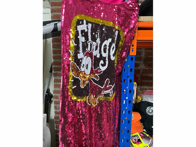 Flügel merchandising - afbeelding 8 van  8
