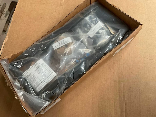 Fluid pressure parts kit - afbeelding 1 van  4