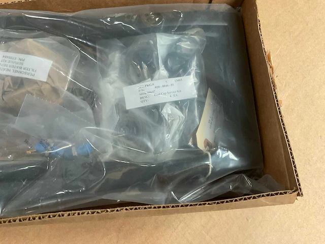 Fluid pressure parts kit - afbeelding 3 van  4