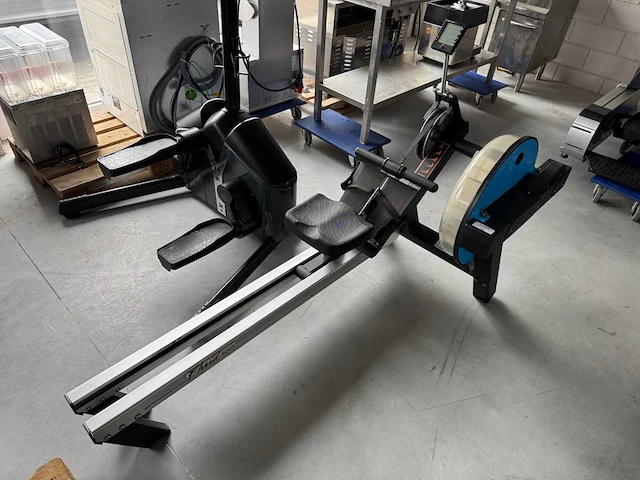 Fluid rower - fdr-02 - roeitrainer - afbeelding 1 van  4