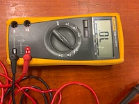 Fluke 75 lll multimeter. - afbeelding 2 van  7
