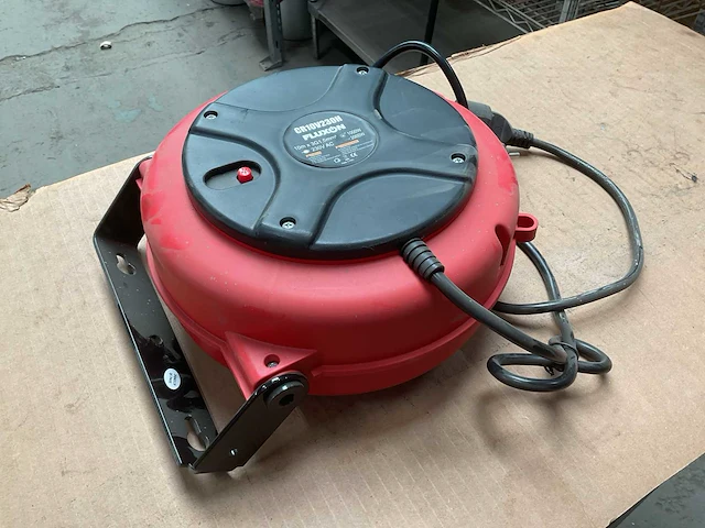 Fluxon cr10v230h kabelhaspel - afbeelding 1 van  5