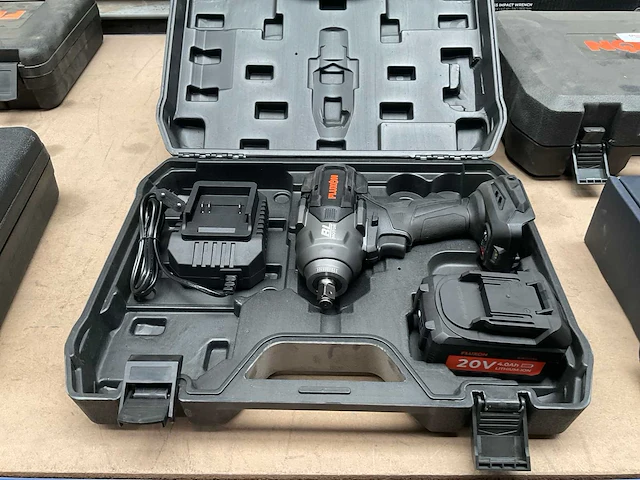 Fluxon iwc12n10 accu slagmoersleutel - afbeelding 2 van  3