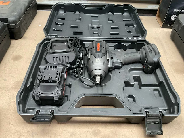 Fluxon iwc12n10 accu slagmoersleutel - afbeelding 4 van  5