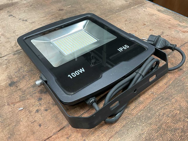 Fluxon lb100w led schijnwerper - afbeelding 1 van  5
