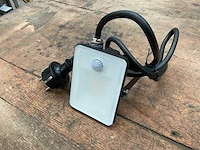 Fluxon lb10fp led schijnwerper met bewegingssensor - afbeelding 2 van  4