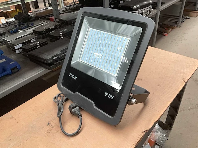 Fluxon lb200w ip65 led schijnwerper - afbeelding 2 van  4