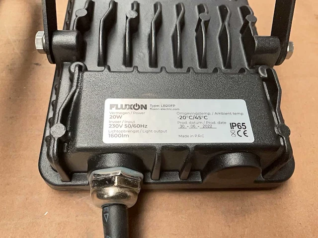 Fluxon lb20fp led schijnwerper met bewegingssensor - afbeelding 4 van  4