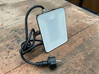 Fluxon lb30f led schijnwerper - afbeelding 1 van  4