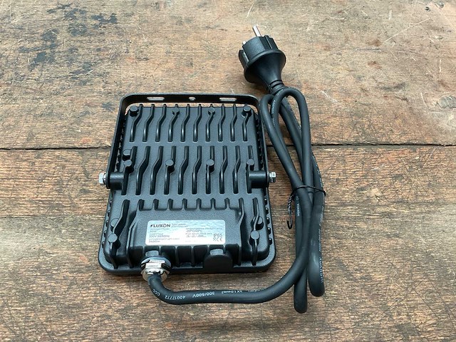 Fluxon lb30fp led schijnwerper met bewegingssensor - afbeelding 3 van  4