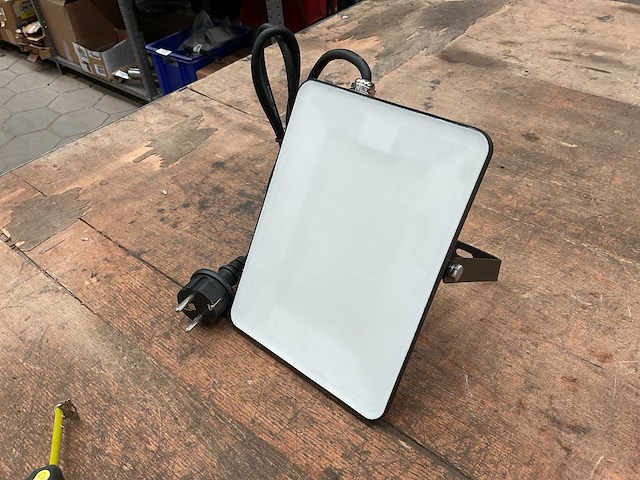 Fluxon lb50f led schijnwerper - afbeelding 2 van  4
