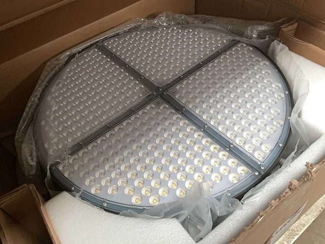 Fluxon lb800w led schijnwerper - afbeelding 1 van  5