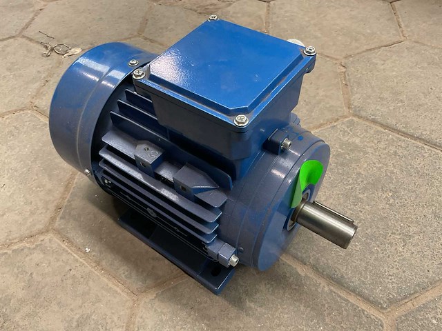 Fluxon ms2 90l-4 elektromotor - afbeelding 1 van  5