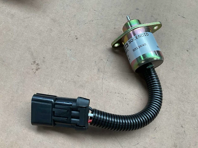 Fluxon s012k4b solenoid - afbeelding 1 van  4
