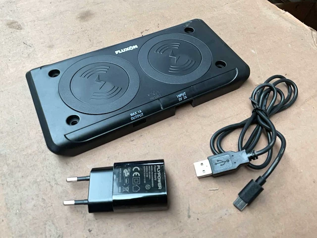 Fluxon wcd02 wireless charging dock - afbeelding 1 van  4
