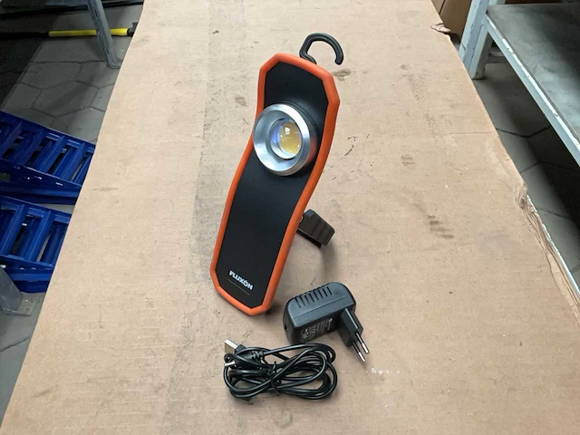 Fluxon wl04cm led werklamp color match - afbeelding 3 van  5